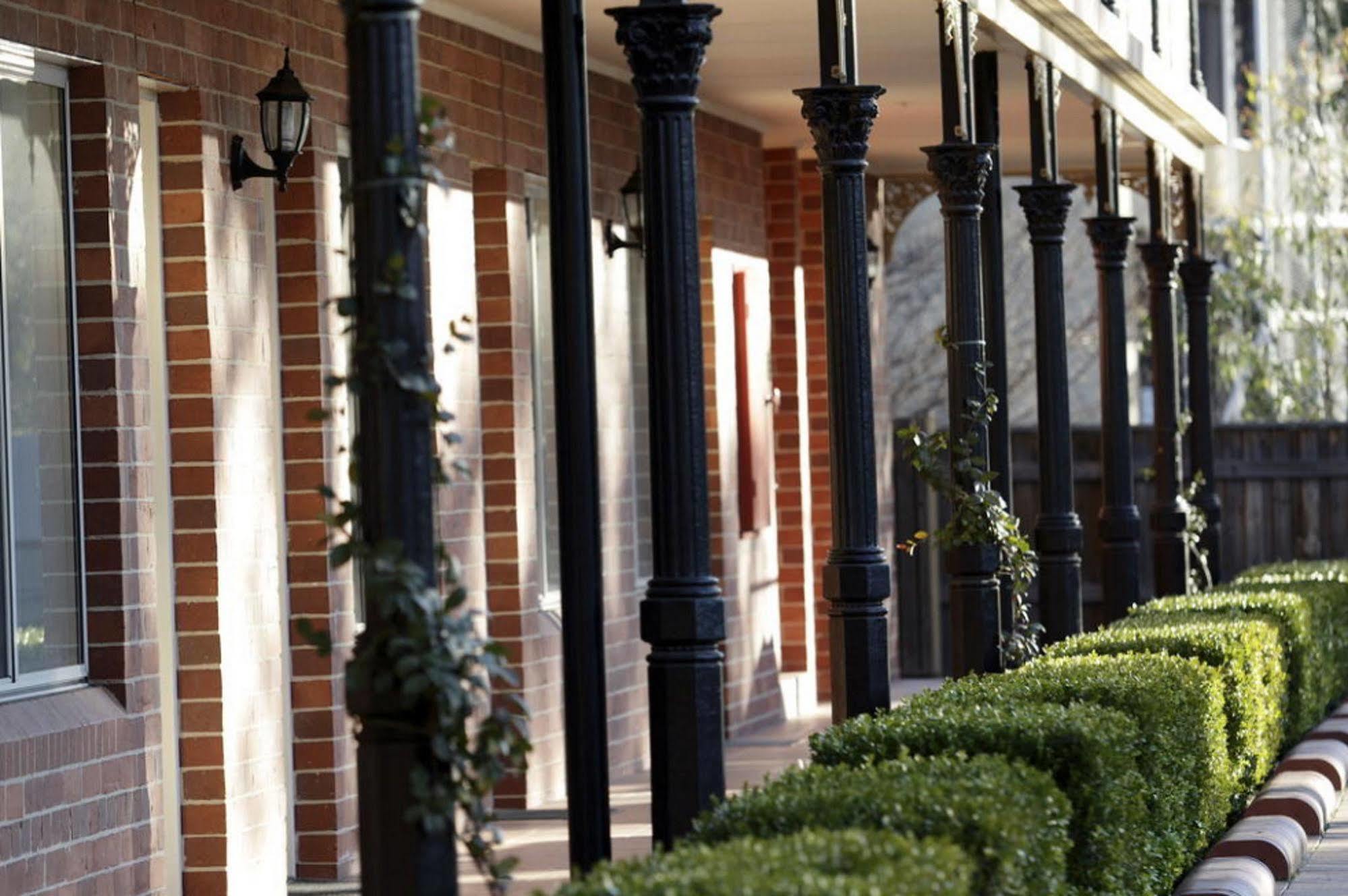 Carlyle Suites & Apartments Wagga Wagga Eksteriør bilde